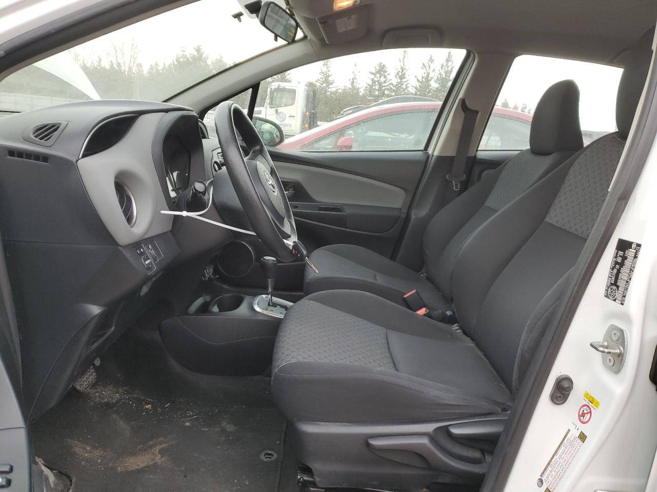 2016 TOYOTA YARIS L - Фото 7