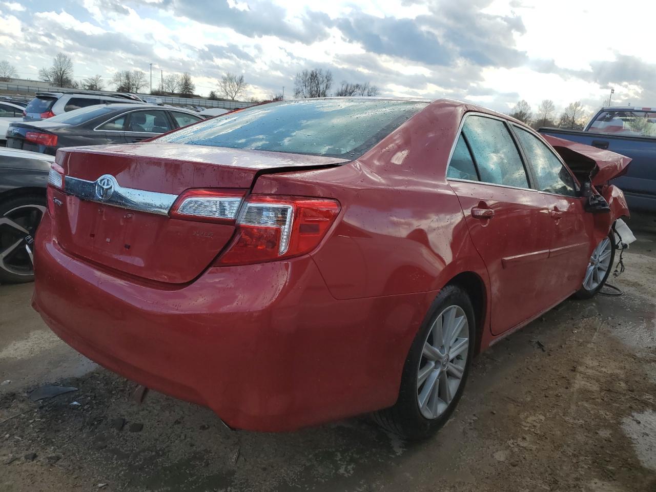 2014 TOYOTA CAMRY L - Image 3