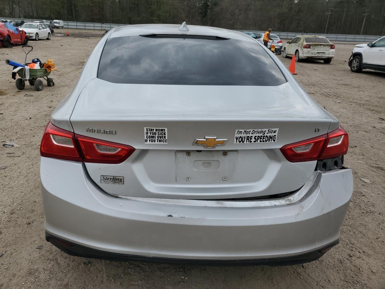 2017 CHEVROLET MALIBU LT - Image 6
