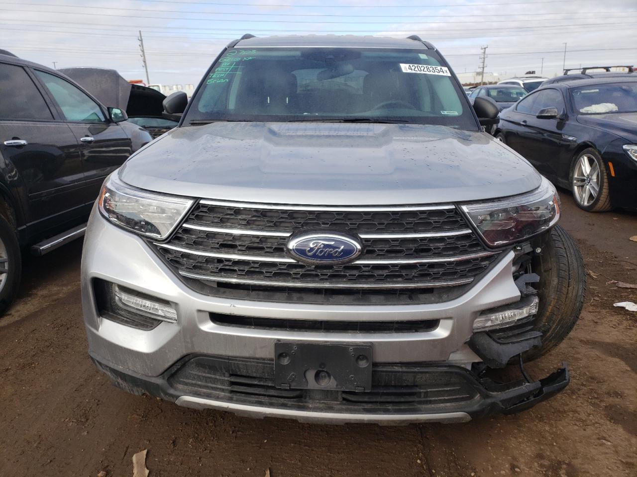 2023 FORD EXPLORER X - Фото 5