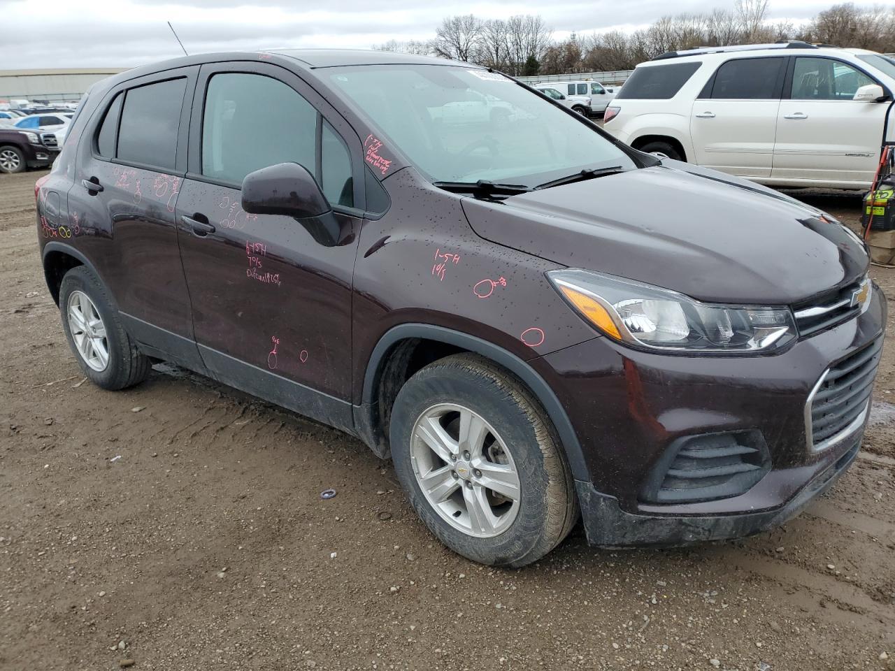 2021 CHEVROLET TRAX LS - Фото 4