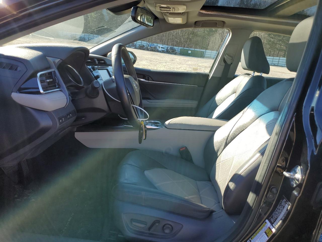 2018 TOYOTA CAMRY L - Image 7