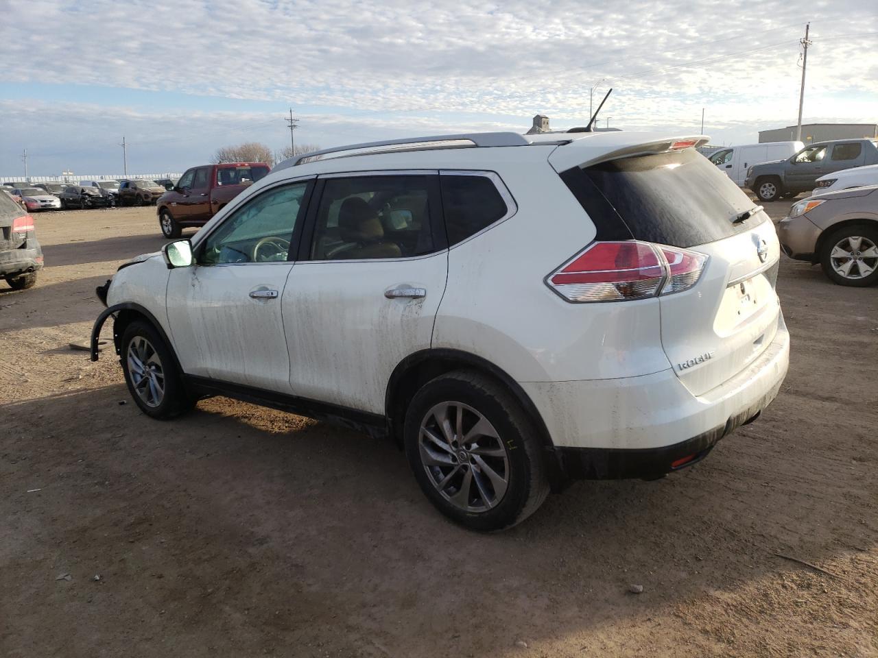 2015 NISSAN ROGUE S - Image 2