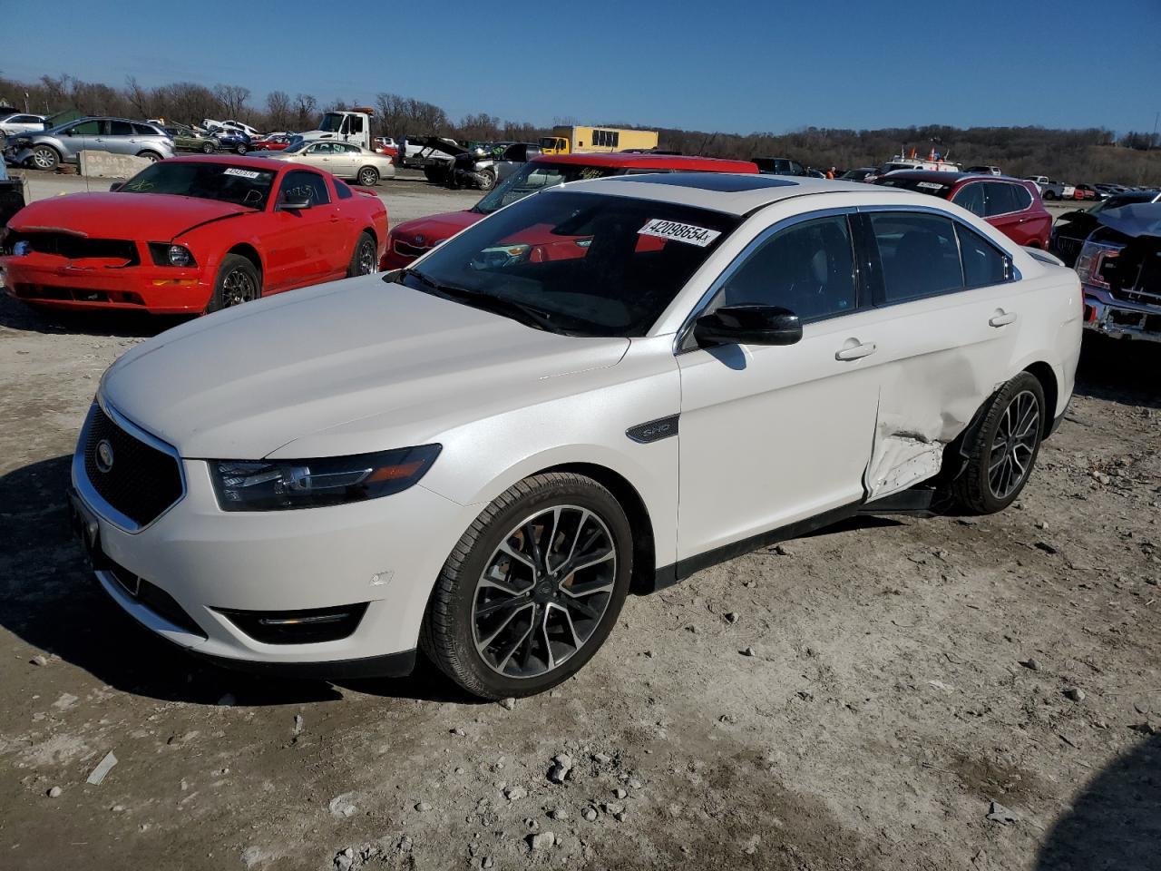 2017 FORD TAURUS SHO car image