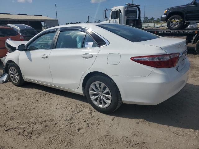2016 Toyota Camry Le - Фото 2