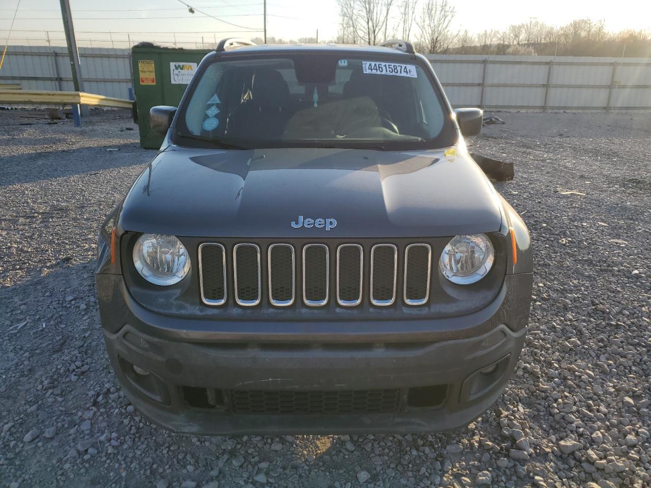 2017 JEEP RENEGADE L - Image 5