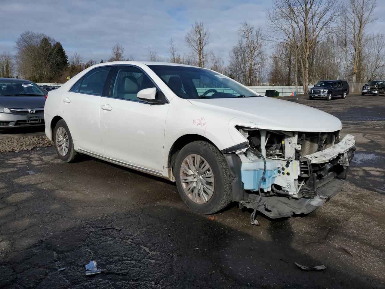 2014 TOYOTA CAMRY L - Image 4