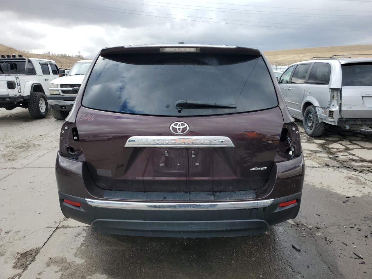 2012 TOYOTA HIGHLANDER - Image 6