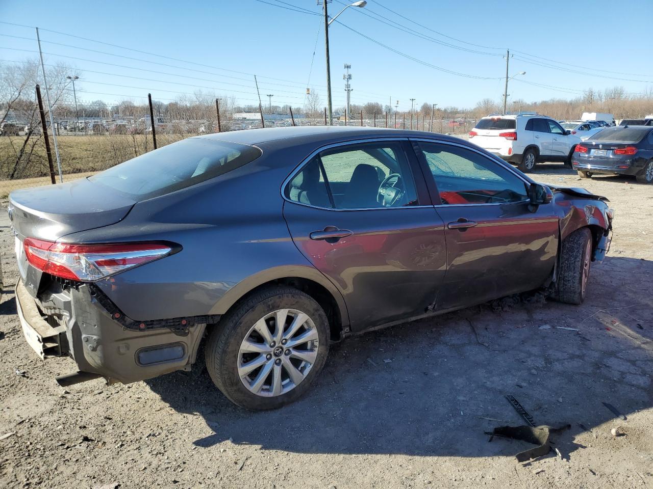 2018 TOYOTA CAMRY L - Image 3