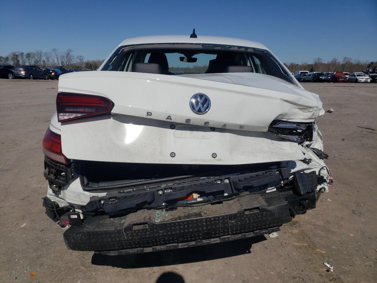 2022 VOLKSWAGEN PASSAT SE - Image 6