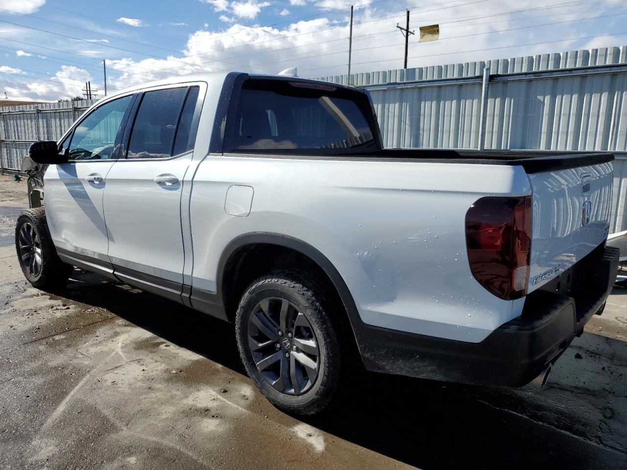 2021 HONDA RIDGELINE - Image 2