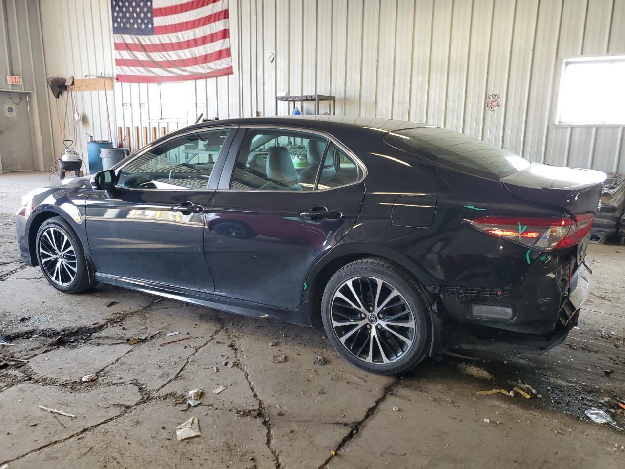 2018 TOYOTA CAMRY L - Image 2