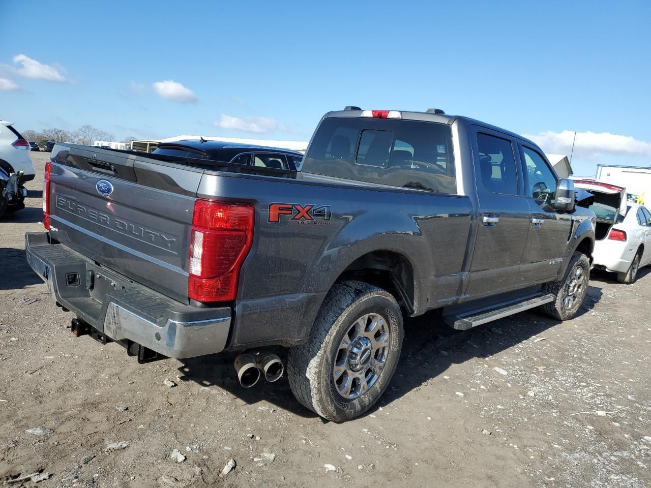 2022 FORD F250 SUPER - Image 3