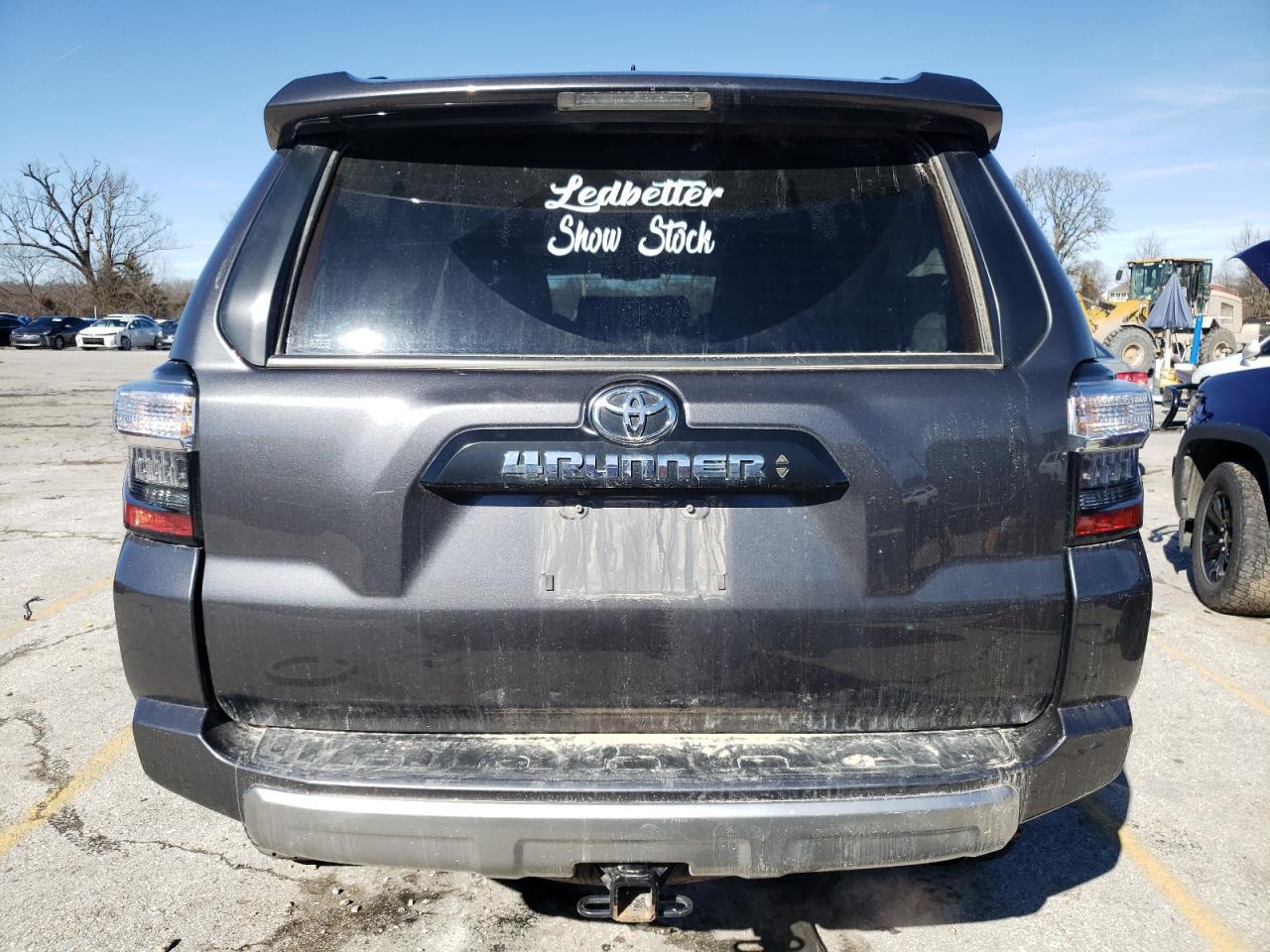 2022 TOYOTA 4RUNNER SR - Image 6