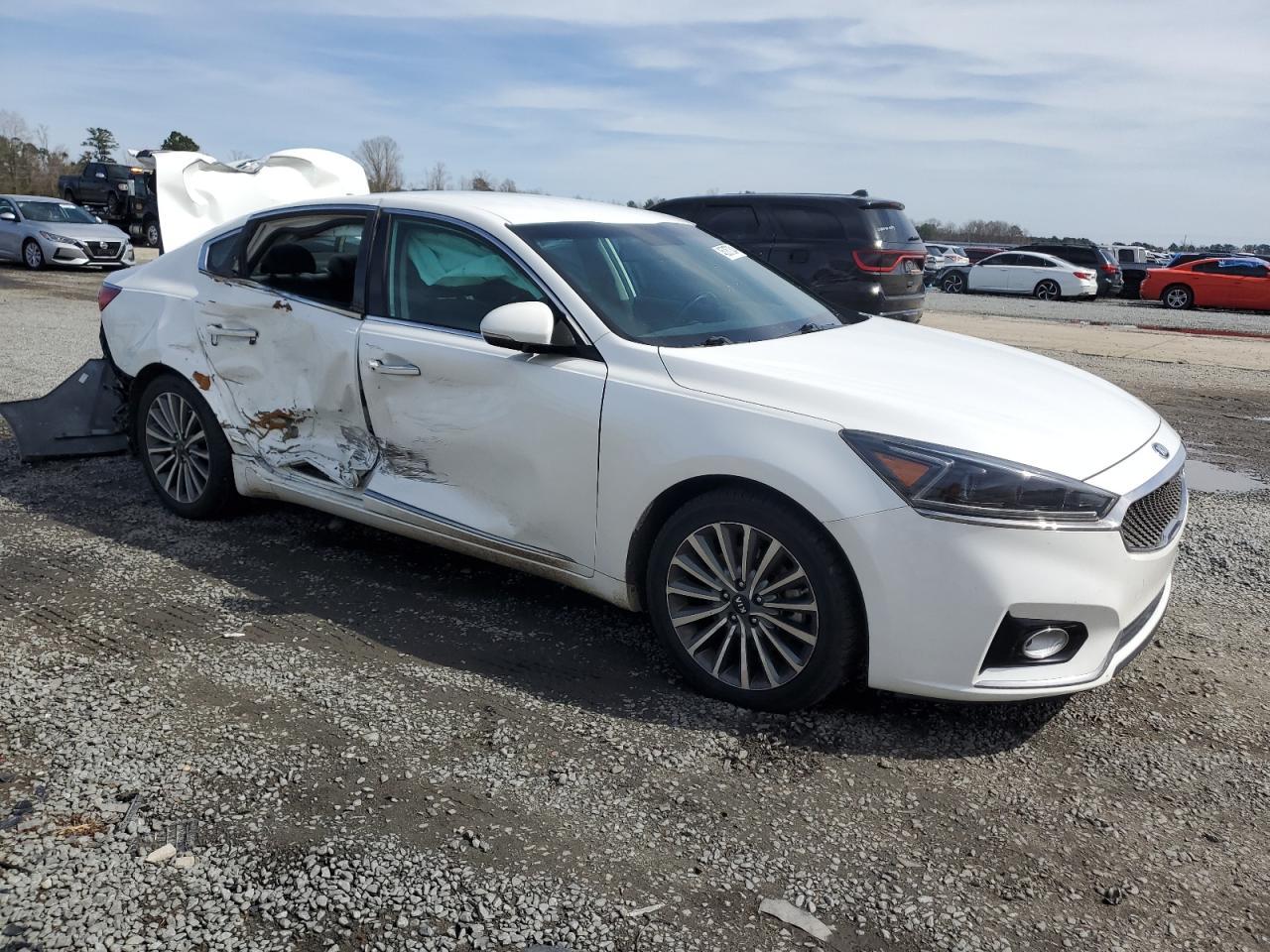 2017 KIA CADENZA PR - Image 4