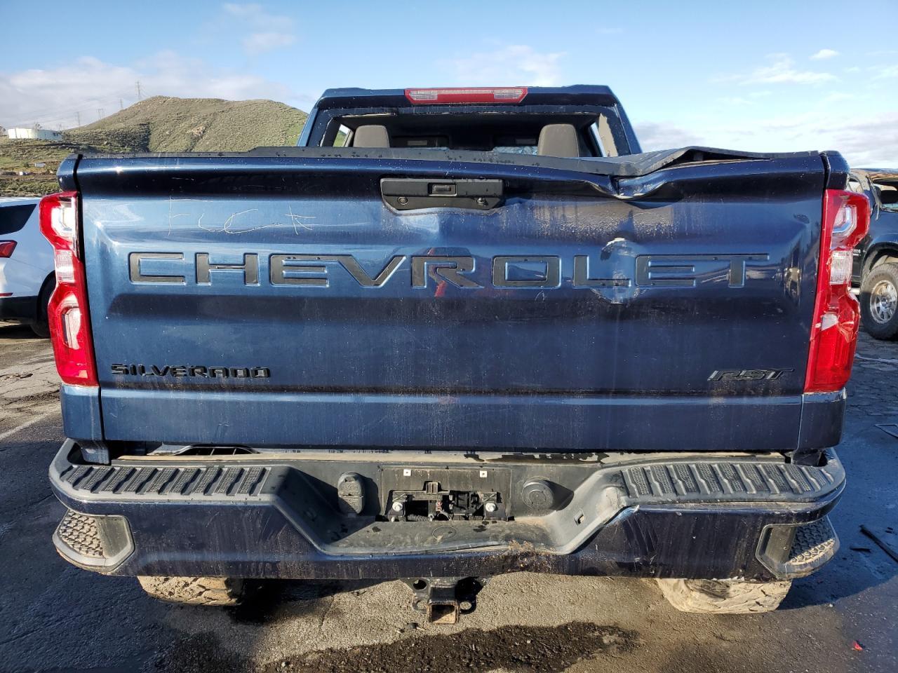 2021 CHEVROLET SILVERADO - Фото 6