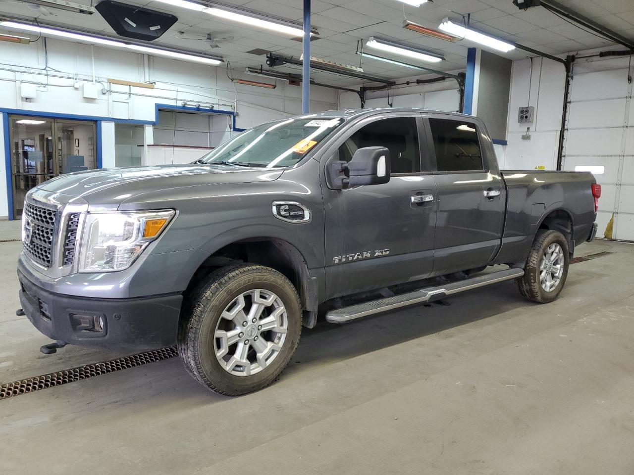 2017 NISSAN TITAN XD S