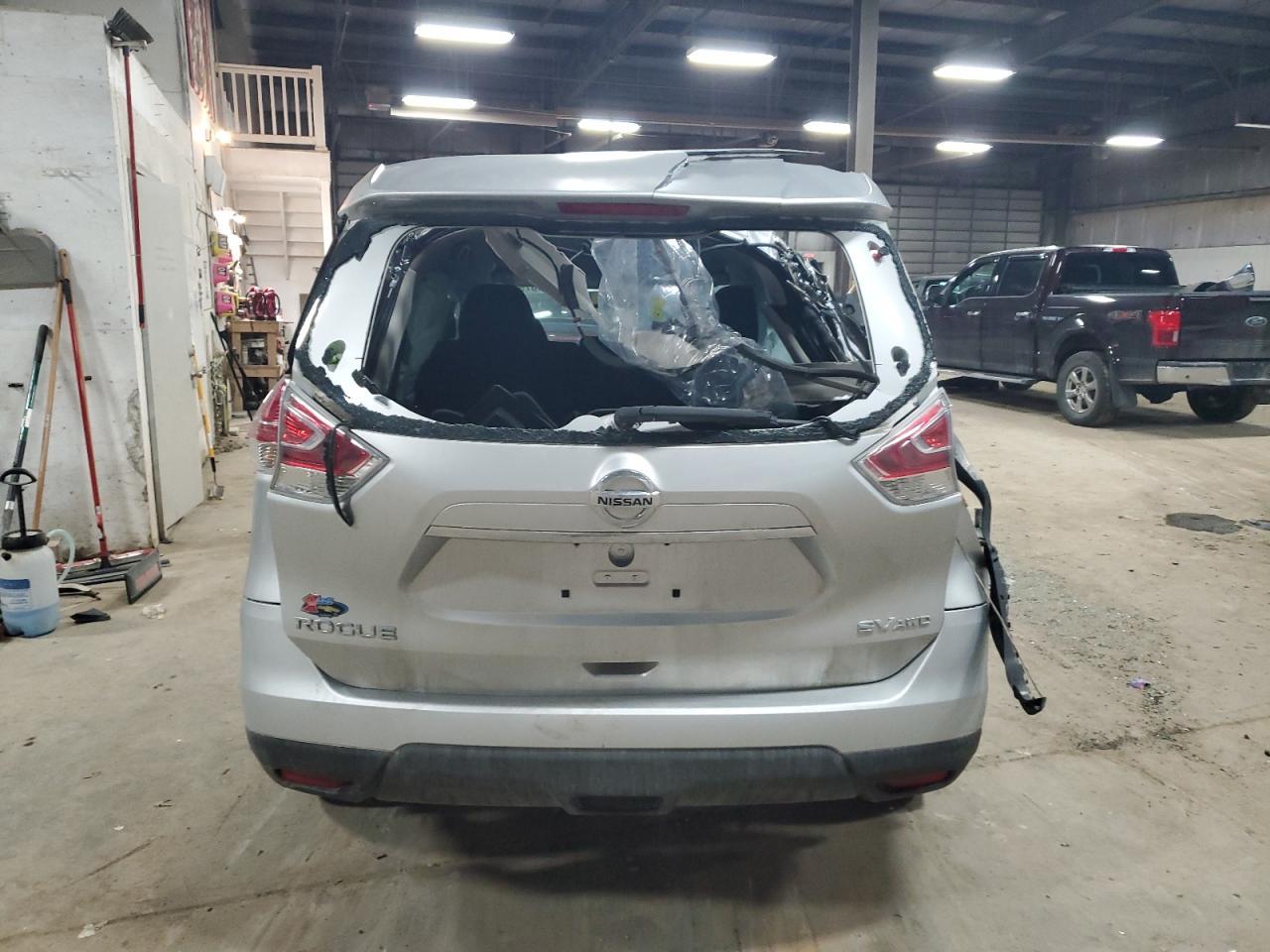 2015 NISSAN ROGUE S - Фото 6