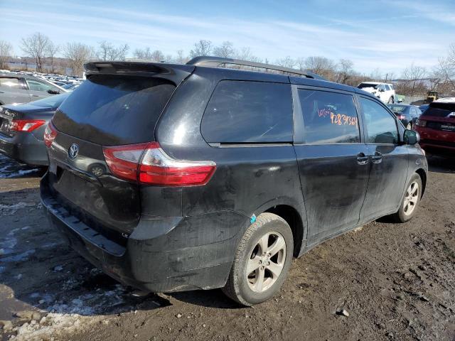2015 Toyota Sienna Le - Image 3