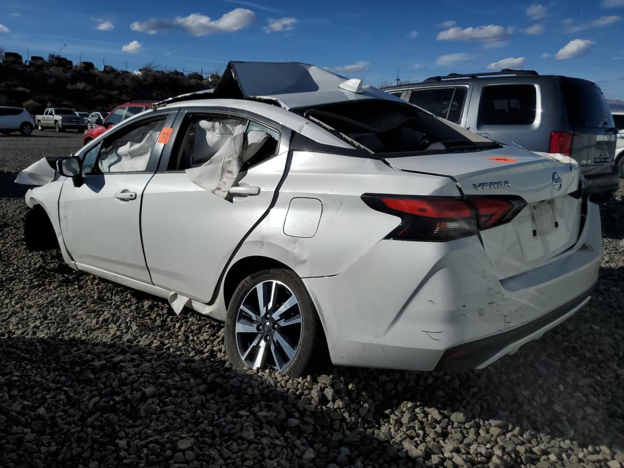 2021 NISSAN VERSA SV - Фото 2