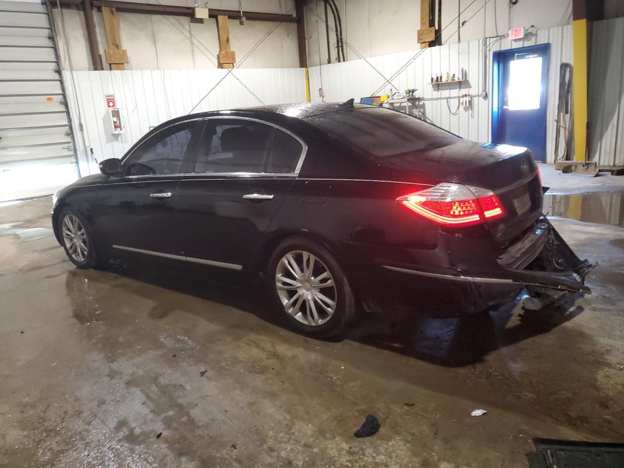 2011 HYUNDAI GENESIS 4. - Image 2