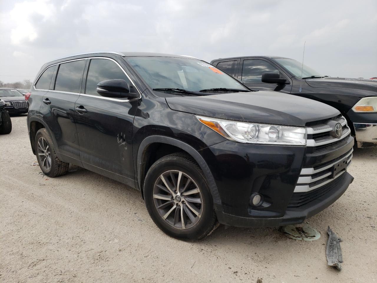 2019 TOYOTA HIGHLANDER - Фото 4