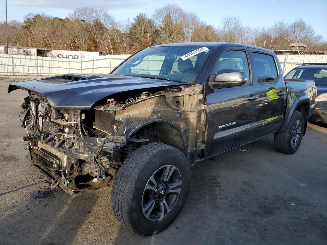 2017 TOYOTA TACOMA DOU