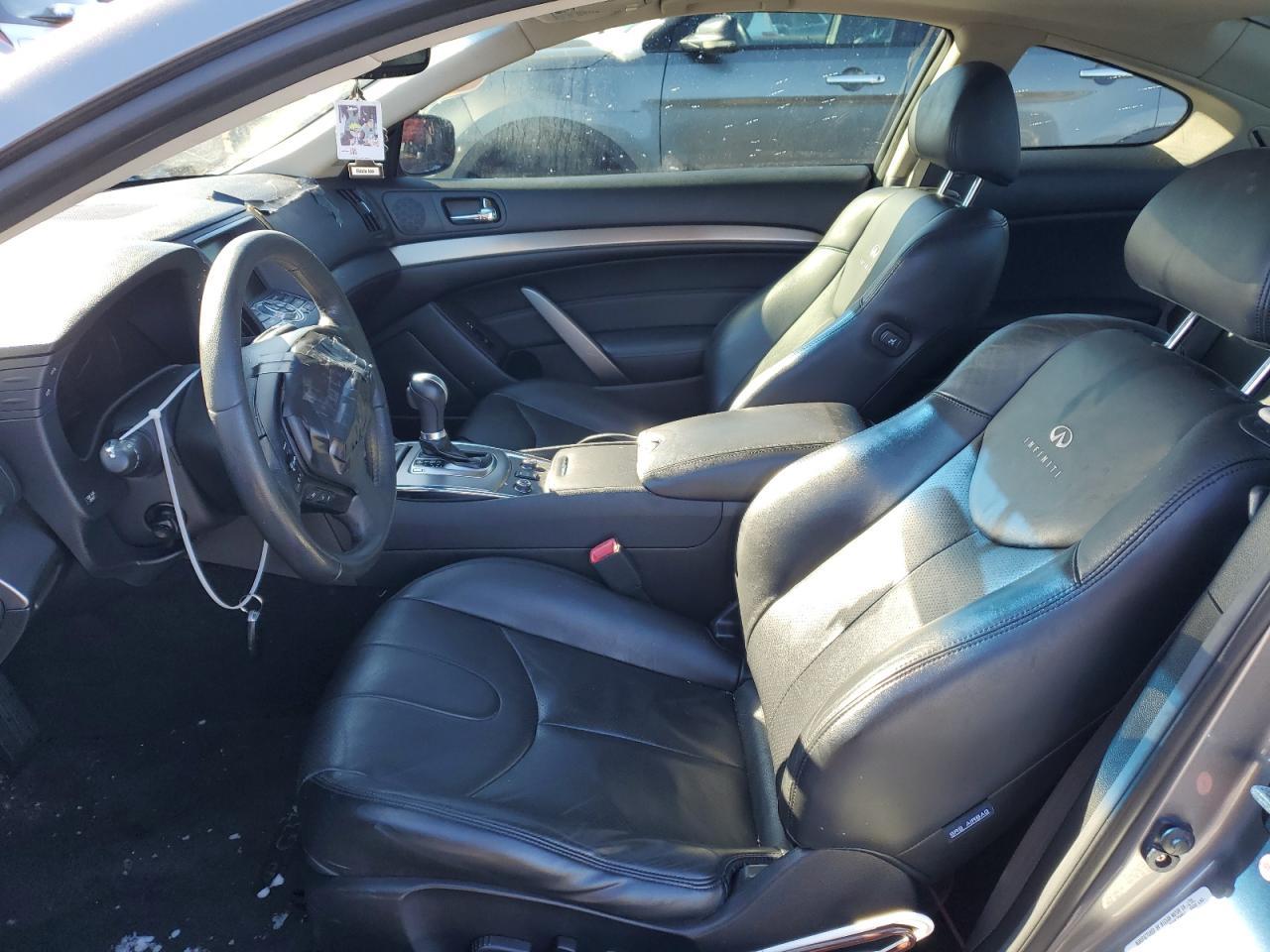 2012 INFINITI G37 - Image 7