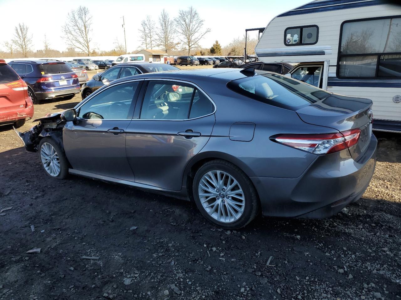 2018 TOYOTA CAMRY XSE - Image 2