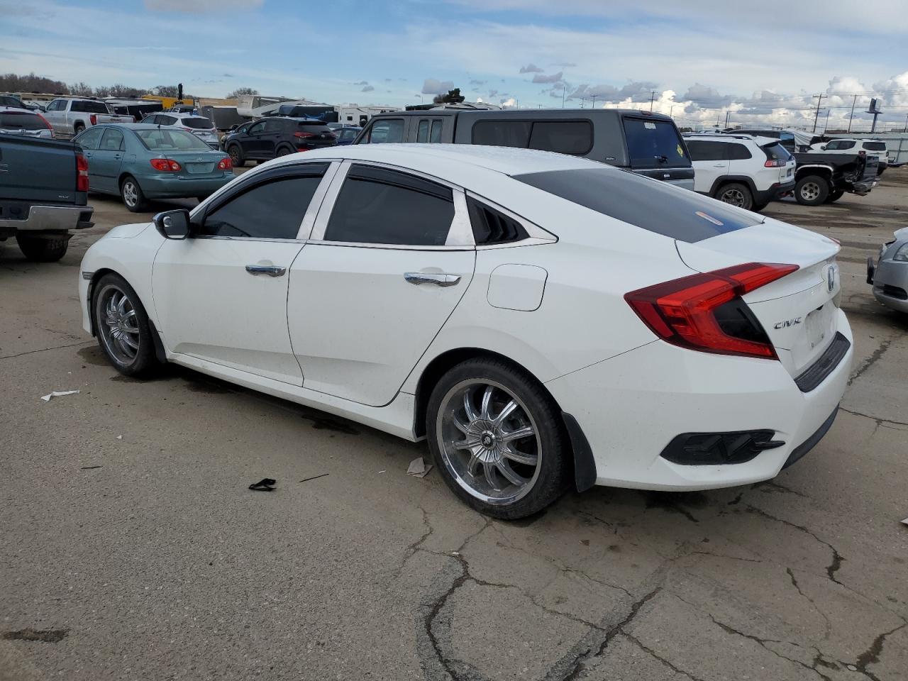 2016 HONDA CIVIC LX - Фото 2