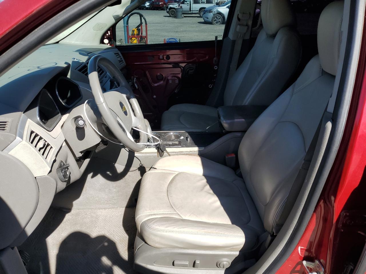 2012 CHEVROLET TRAVERSE L - Фото 7