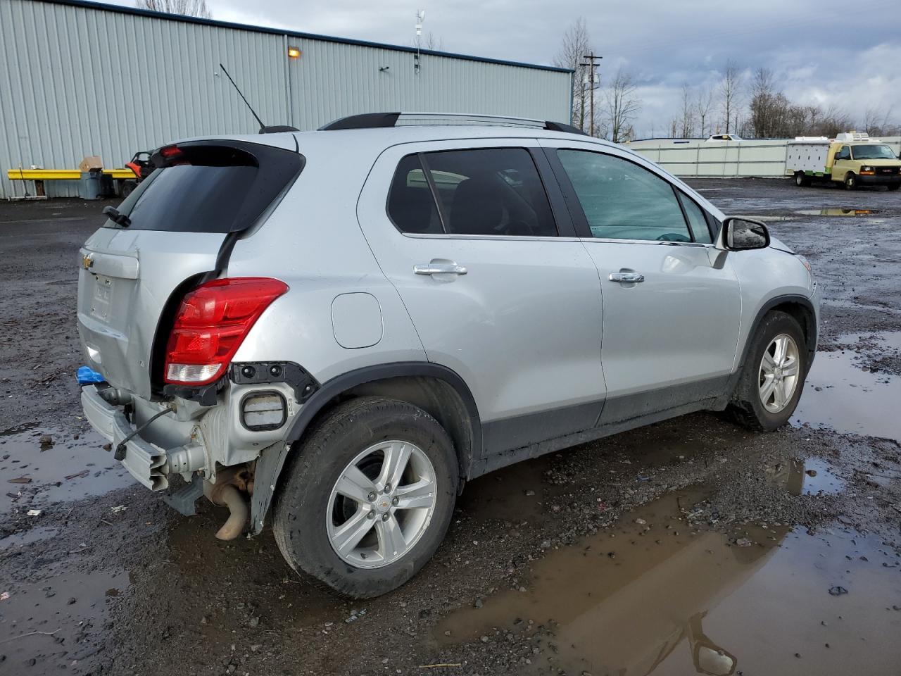 2019 CHEVROLET TRAX 1LT - Фото 3