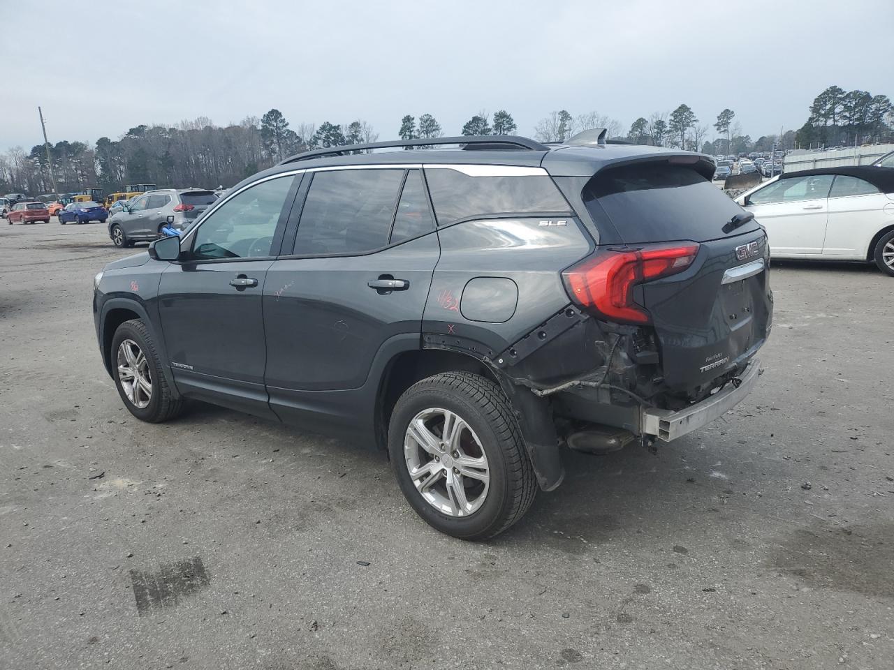 2018 GMC TERRAIN SL - Image 2