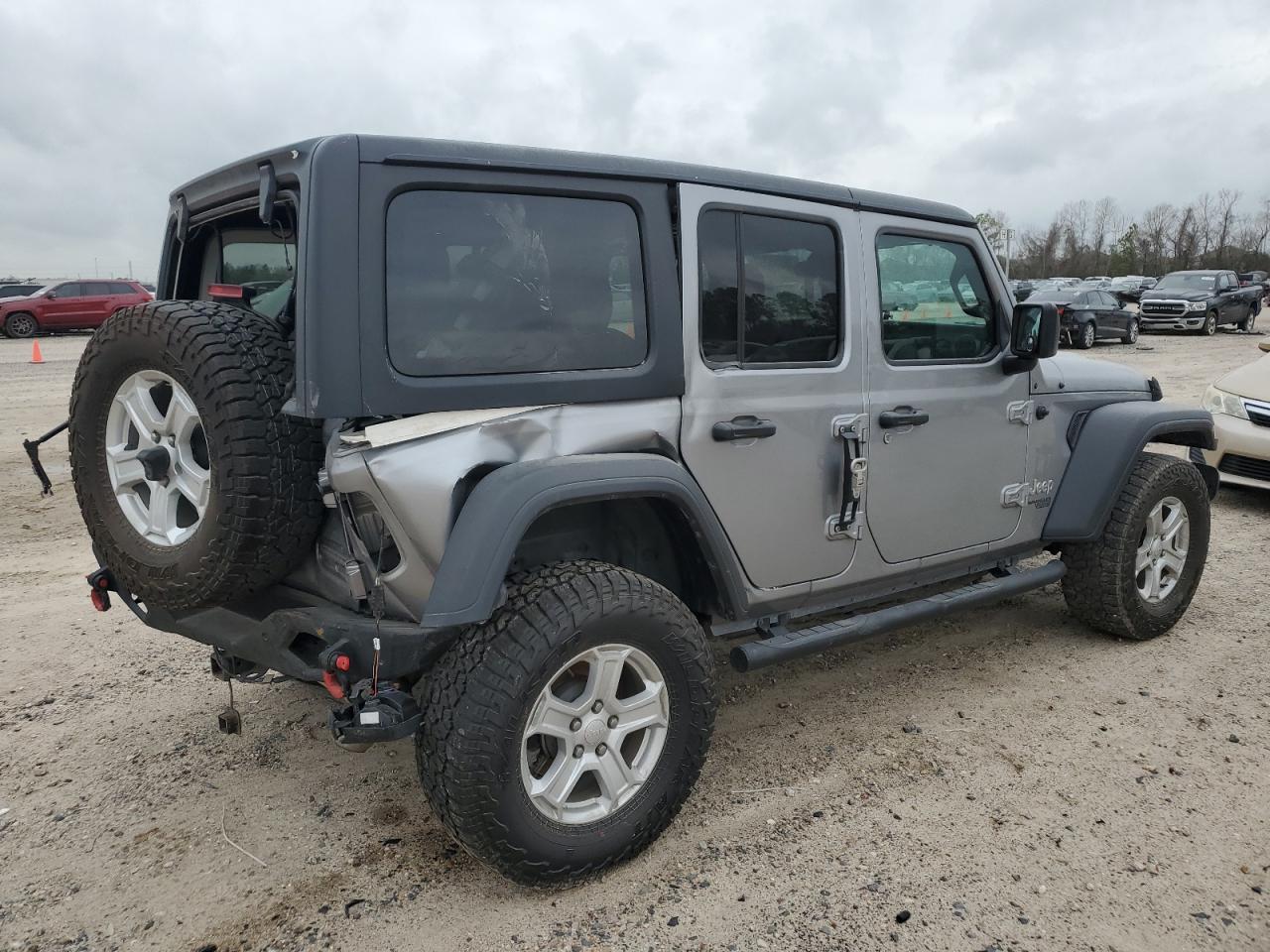 2019 JEEP WRANGLER U - Image 3