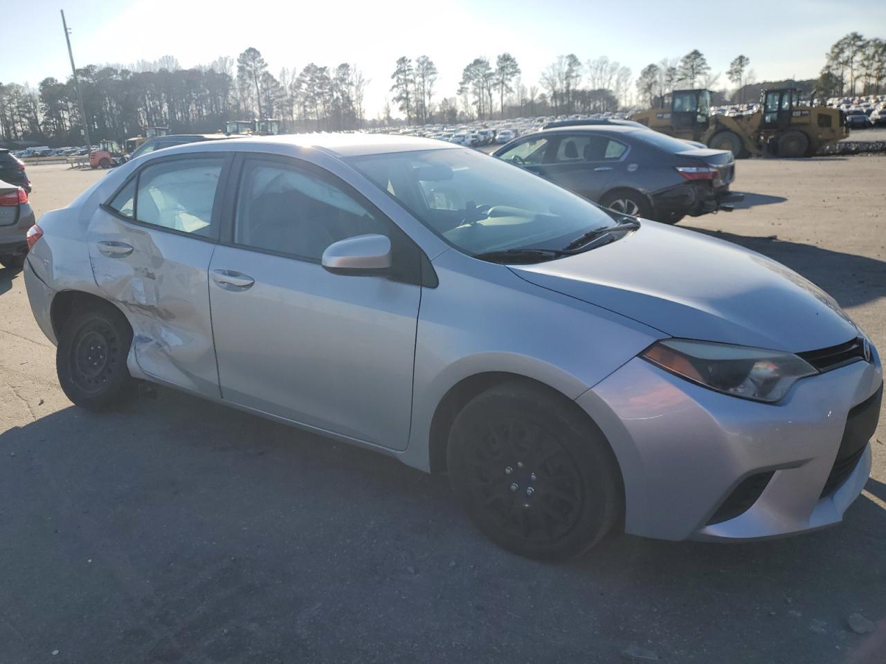 2014 TOYOTA COROLLA L - Image 4