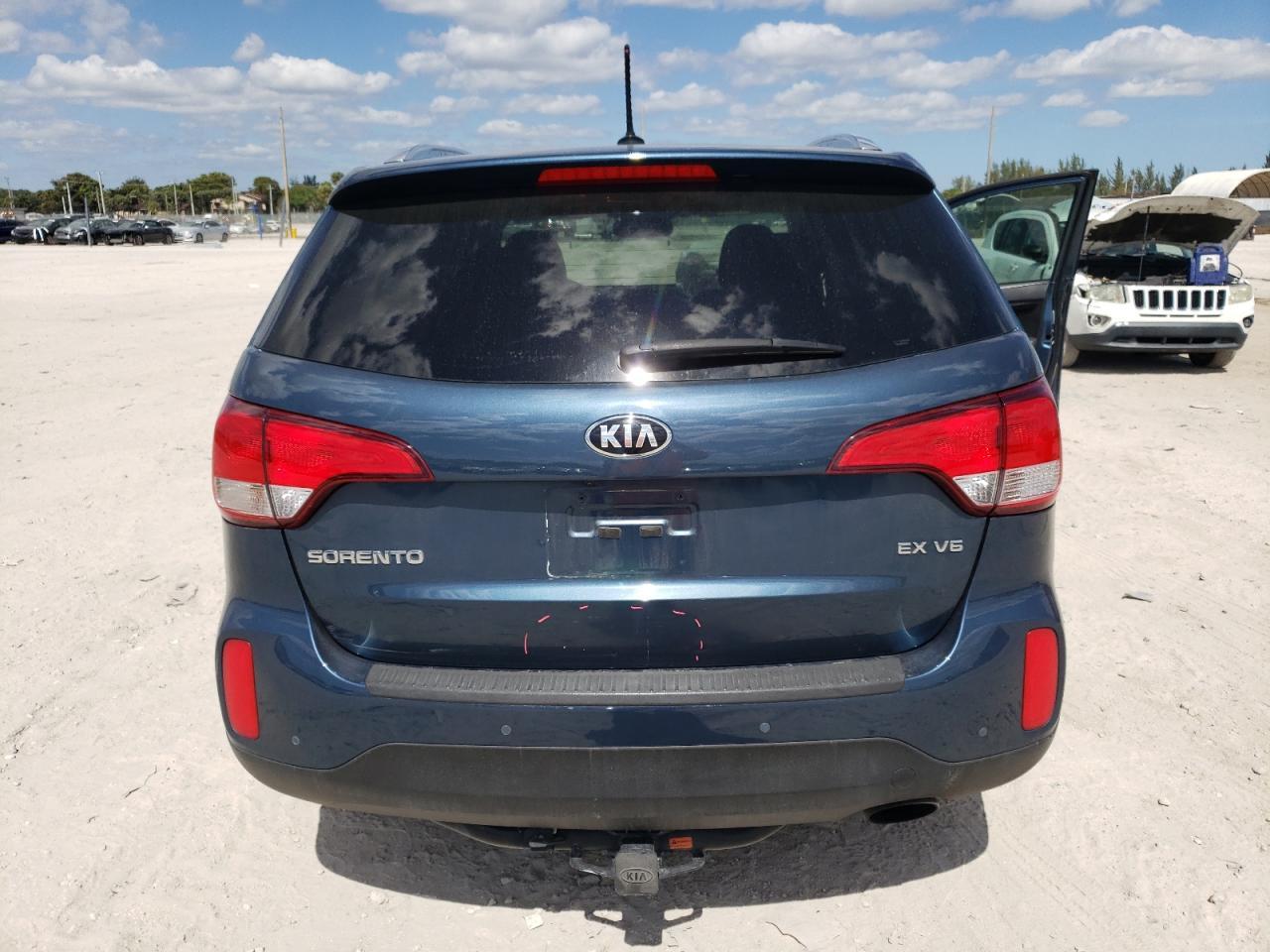 2015 KIA SORENTO EX - Image 6