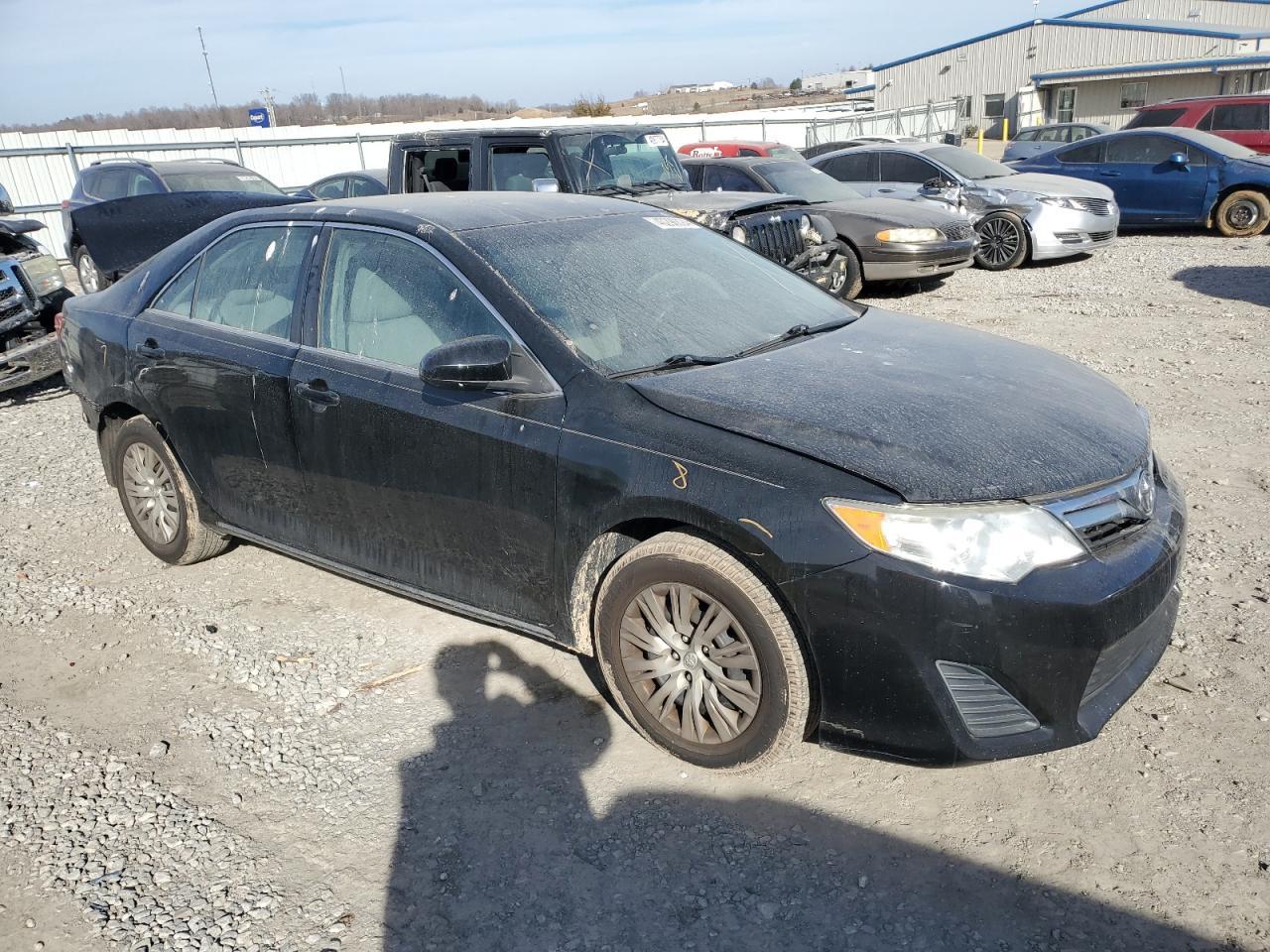 2014 TOYOTA CAMRY L - Фото 4
