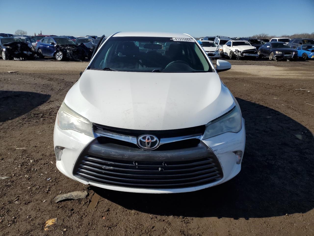 2016 TOYOTA CAMRY LE - Фото 5