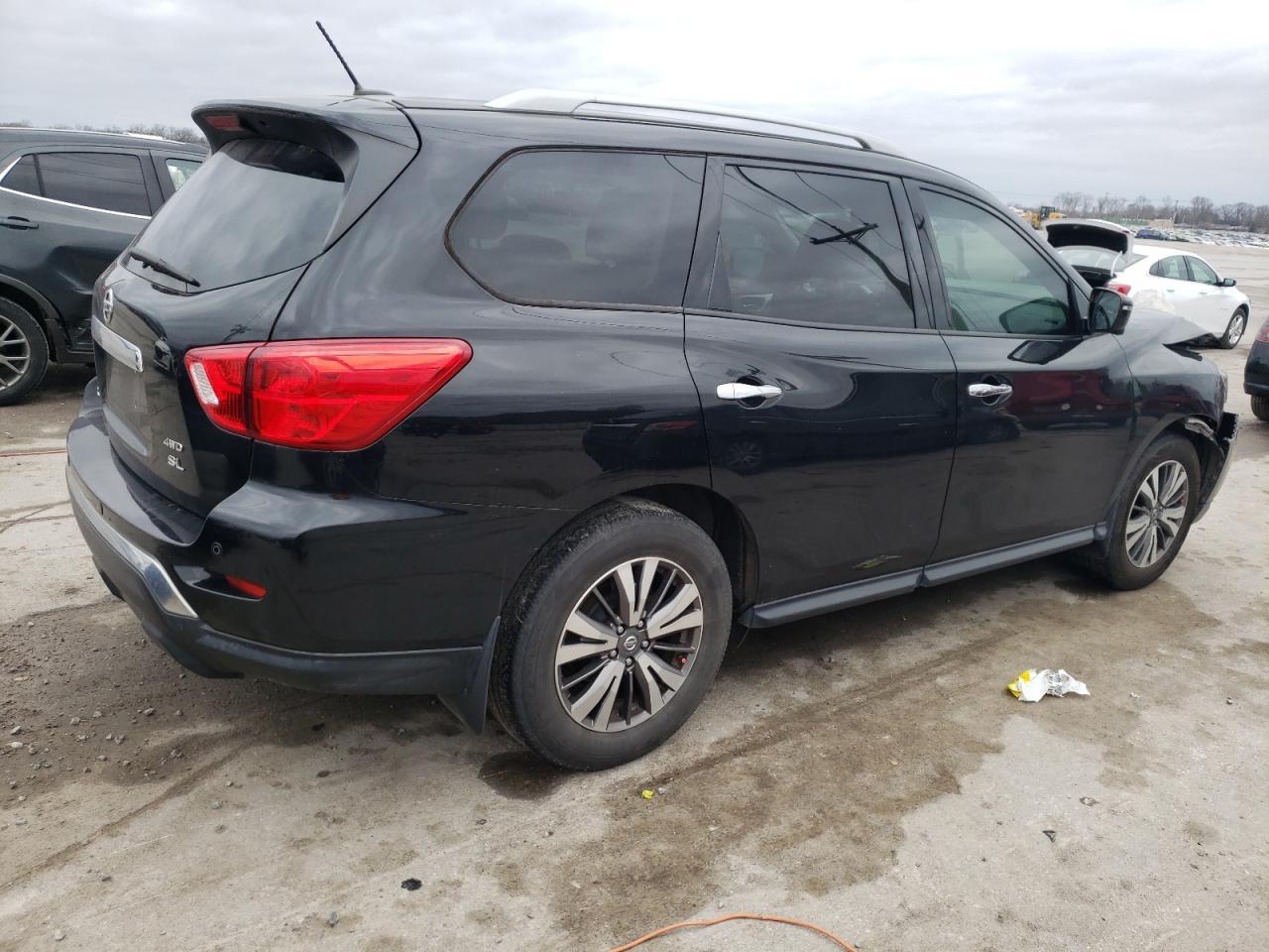 2018 NISSAN PATHFINDER - Фото 3