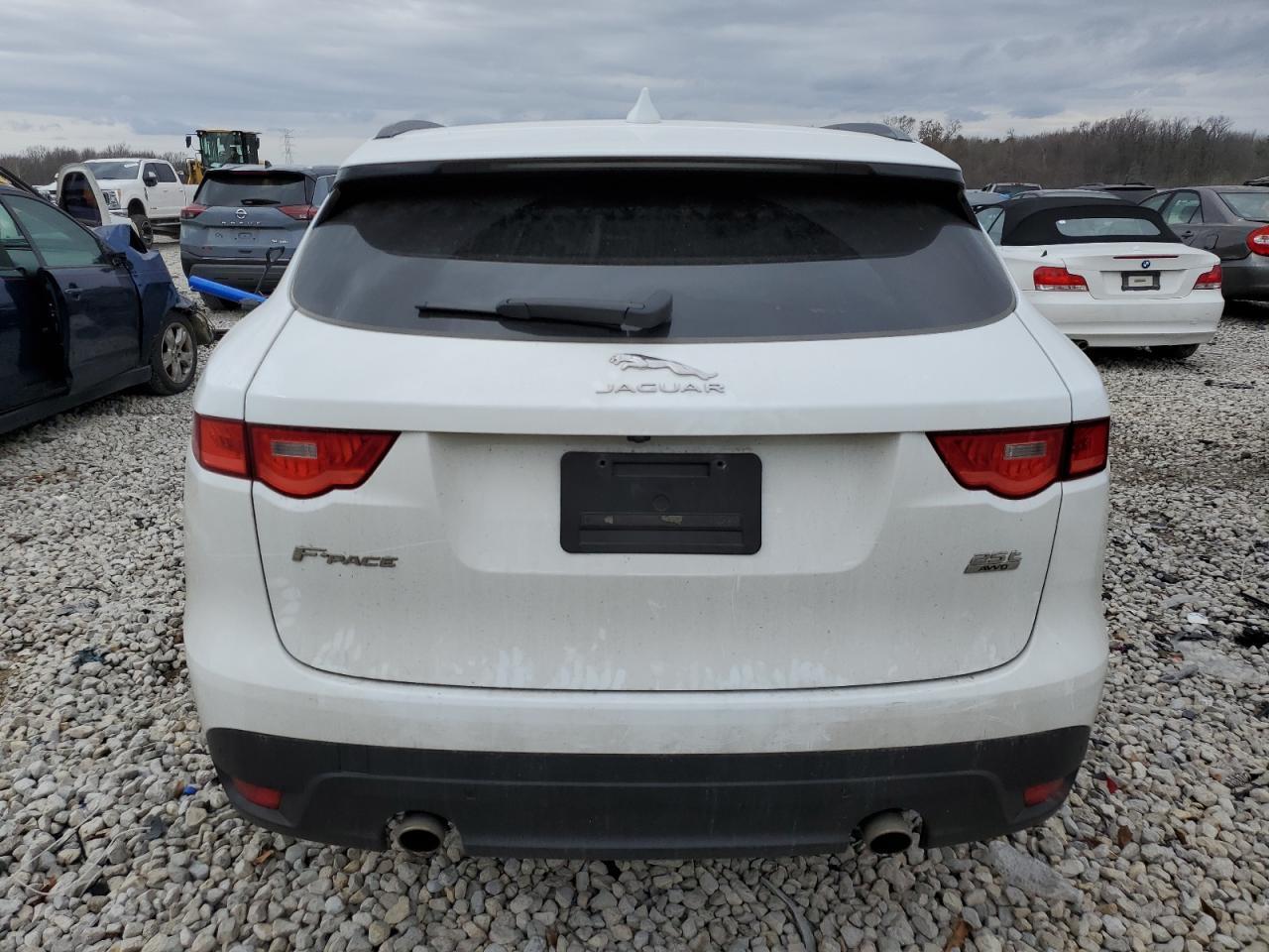 2019 JAGUAR F-PACE PRE - Image 6