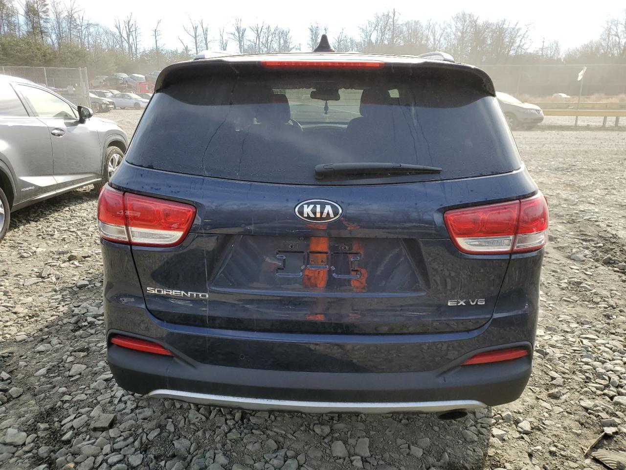 2016 KIA SORENTO EX - Image 6