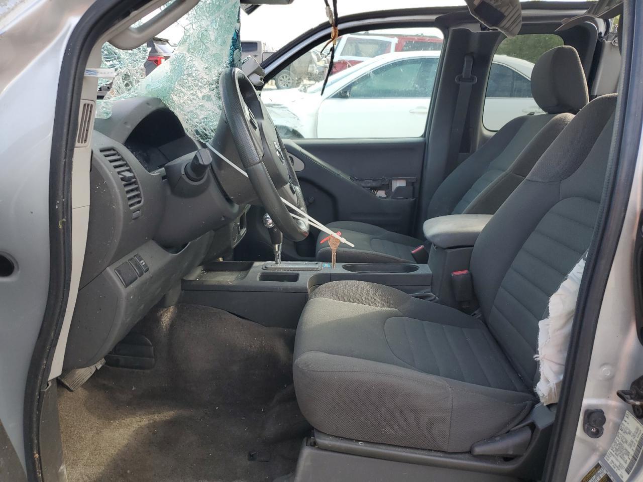 2016 NISSAN FRONTIER S - Фото 7