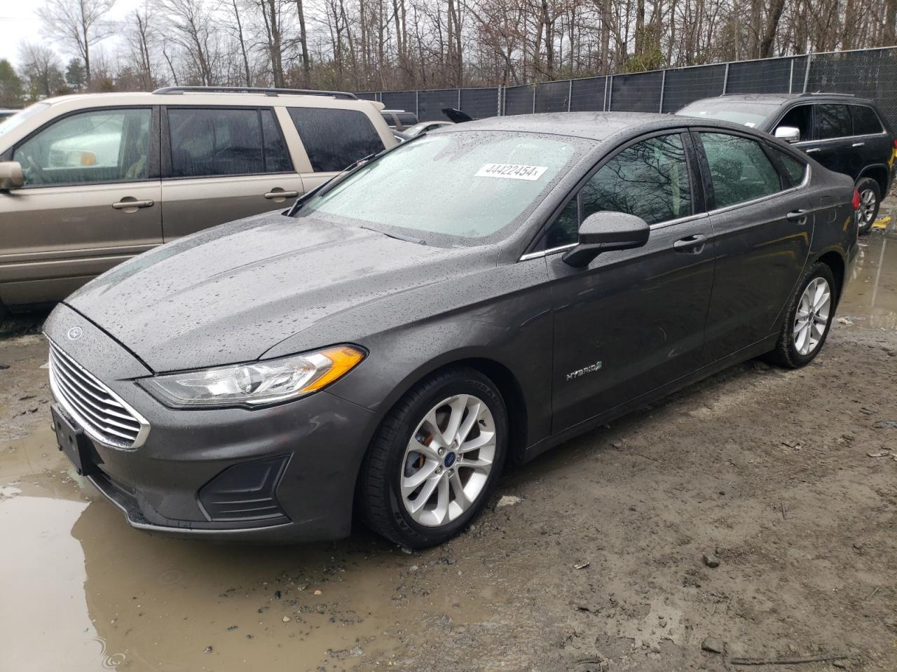 2019 FORD FUSION SE car image