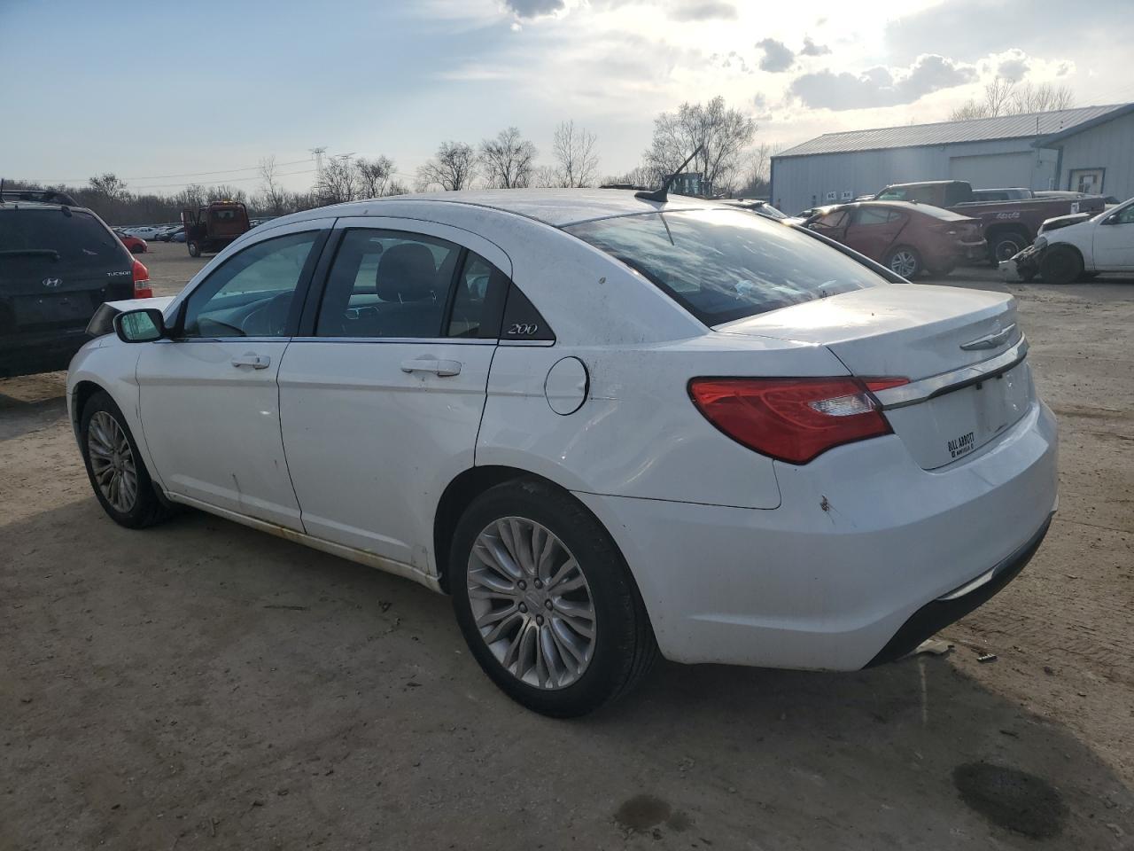 2012 CHRYSLER 200 LX - Image 2