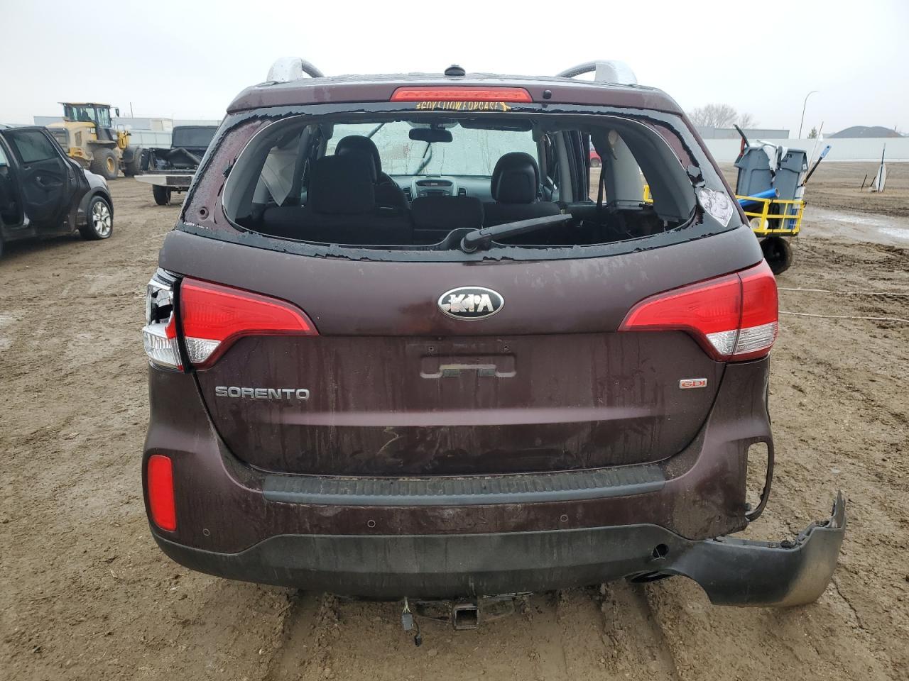 2014 KIA SORENTO LX - Image 6