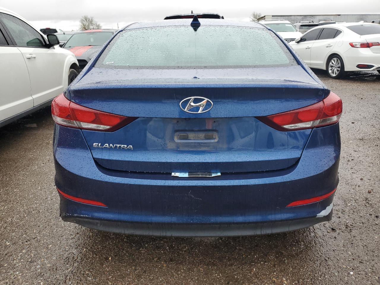 2018 HYUNDAI ELANTRA SE - Image 6