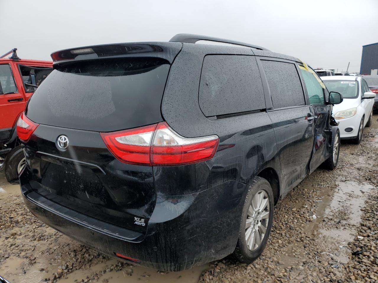 2015 TOYOTA SIENNA XLE - Фото 3