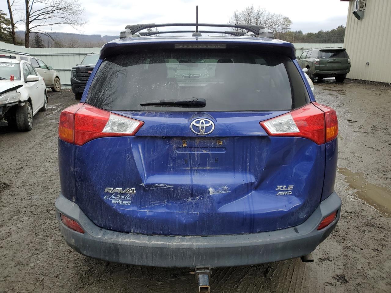2015 TOYOTA RAV4 XLE - Фото 6