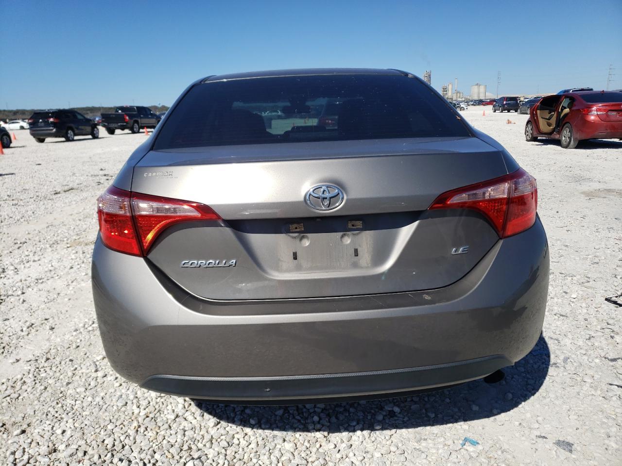 2018 TOYOTA COROLLA L - Фото 6