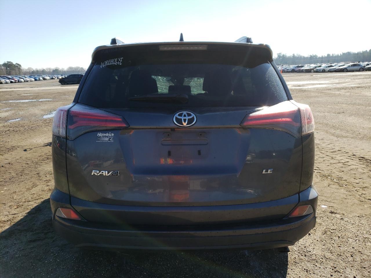 2017 TOYOTA RAV4 LE - Image 6